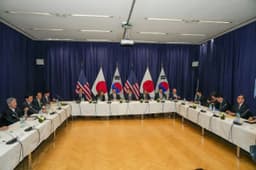 트럼프 2기 첫 한미-한미일 외교장관회담…3국 협력 의지 재확인